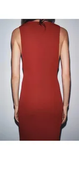 Zara czerwona sukienka – Detal