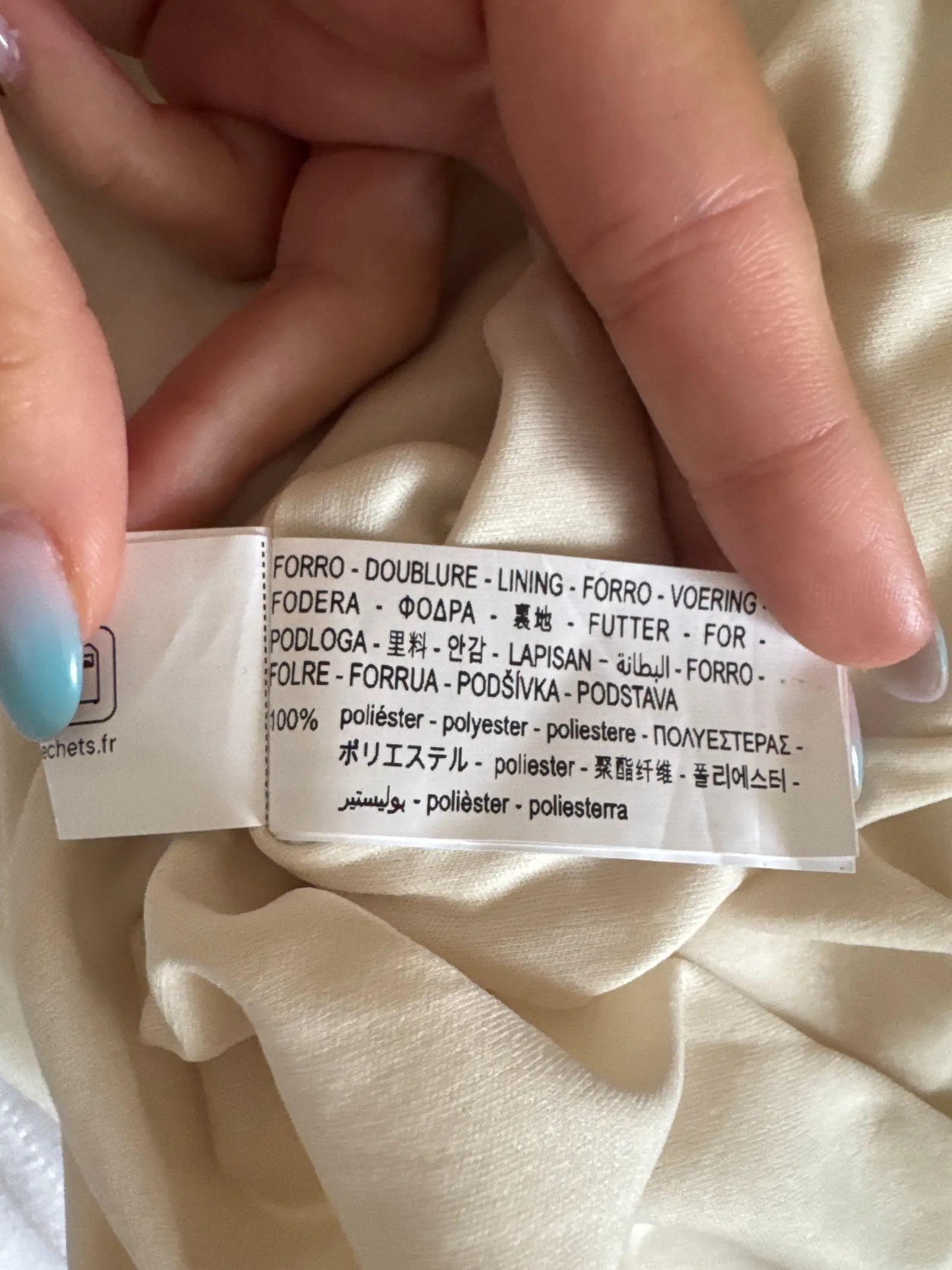 Zara biała/kremowa sukienka – Detal